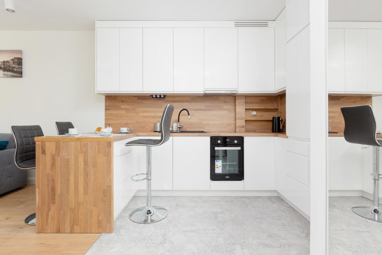Center Ochota By Renters Apartment Warsaw